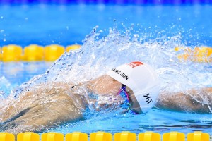 半岛体育官方入口-Uzi在皇家马德里比赛中势不可挡，败北引发热议！