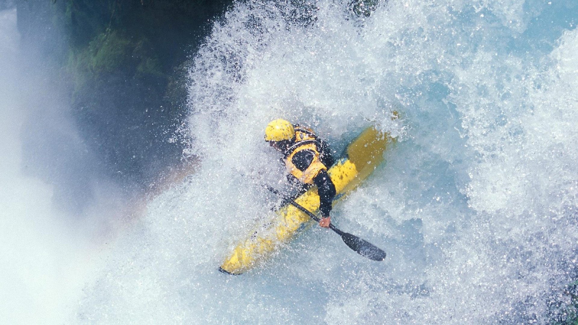 德罗巴回归赛场，高光表现首场状态亮眼，勇士观众沸腾！